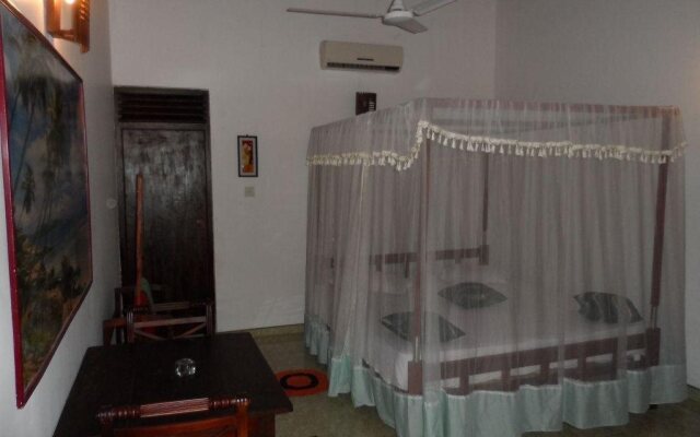 Nirmala Guest House By Tourist House