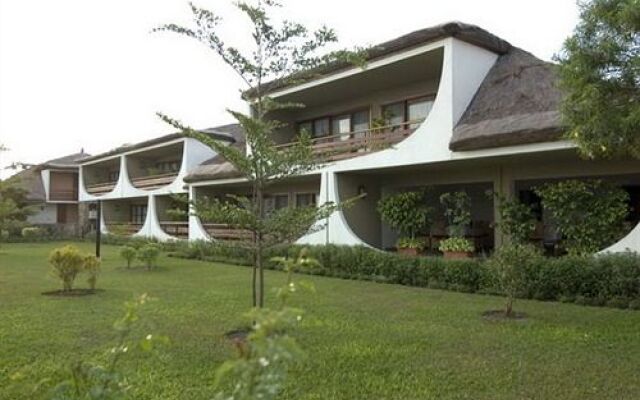 Hotel Club Du Lac Tanganyika