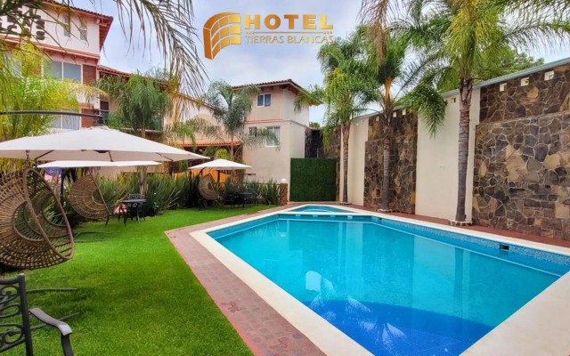 Hotel Tierras Blancas