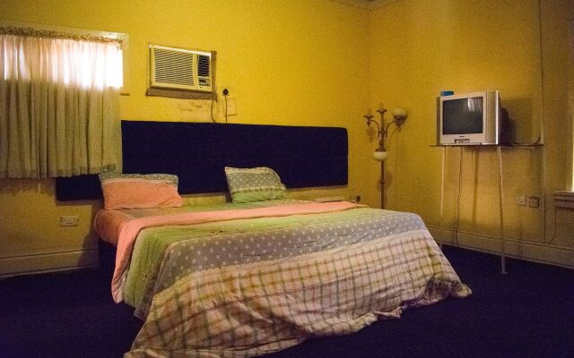 Whitehouse Exclusive Guest House