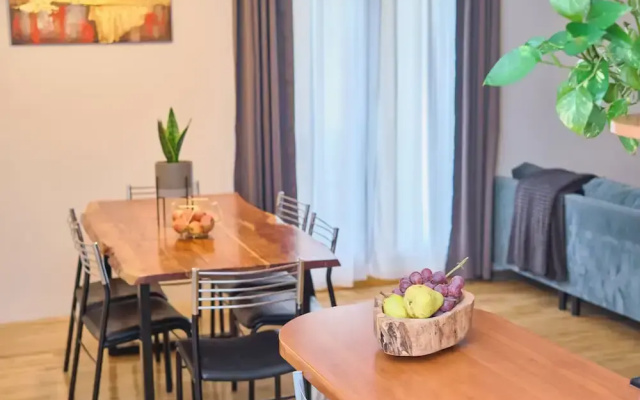 Harmony Seaside Apartment by Litto