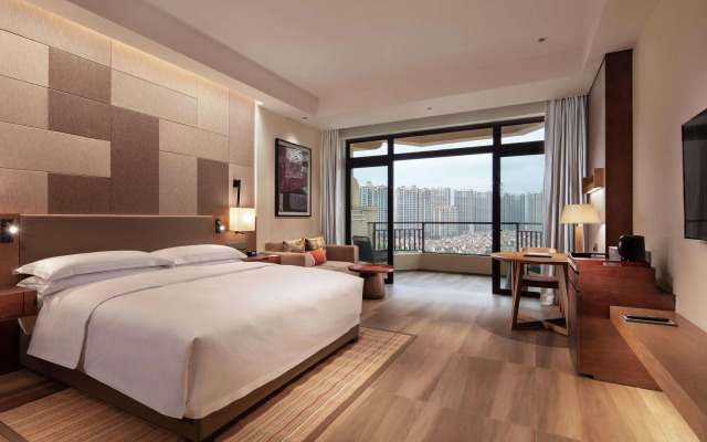 DoubleTree by Hilton Huidong Resort