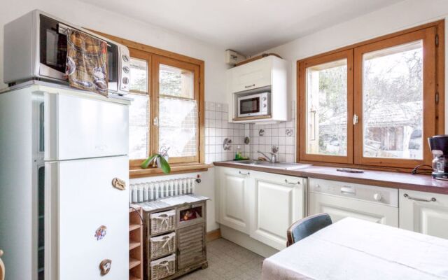 A la Claire Fontaine 14079