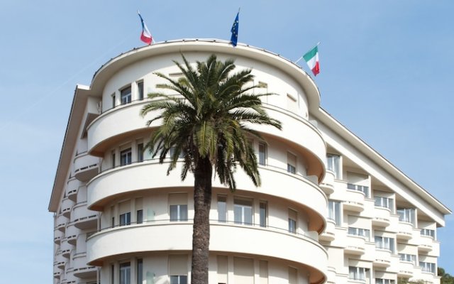 The 1932 Hotel & Spa Cap d'Antibes - MGallery.