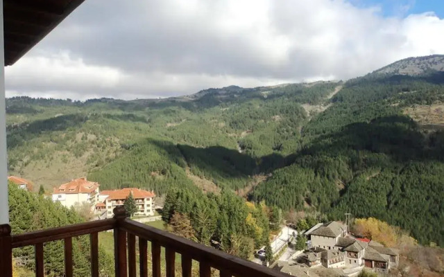 Hotel Anax