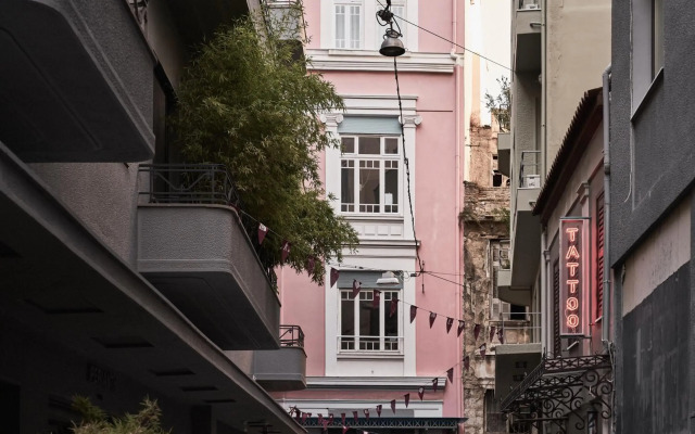 Perianth Hotel