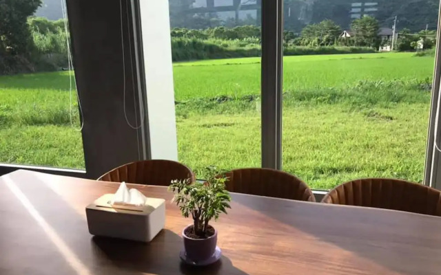 Jing Shuhu B&B