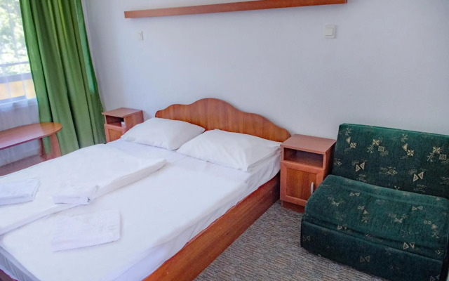 CE Napfény Hotel