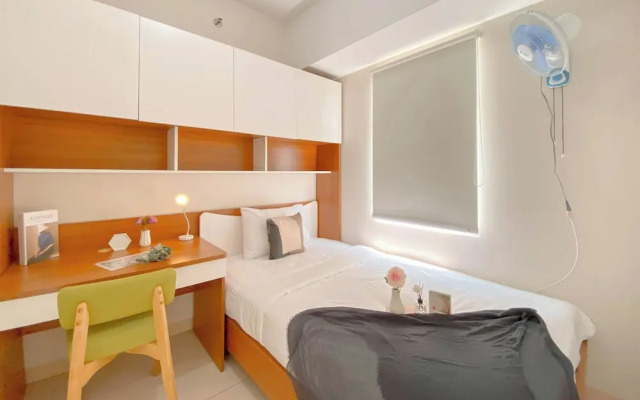 Strategic And Restful 2Br Springlake Summarecon Bekasi Apartment