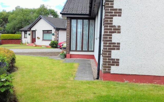 2 Bed Home With Private Garden in the Highlands