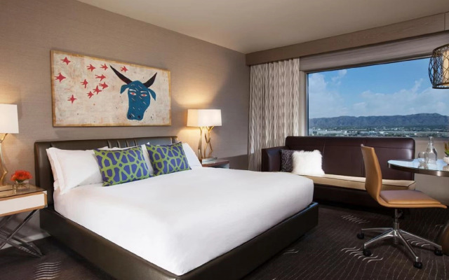 Kimpton Hotel Palomar Phoenix Cityscape by IHG