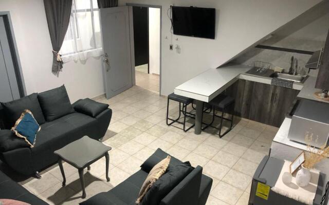 Loft Meraki with parking 7min to downtown