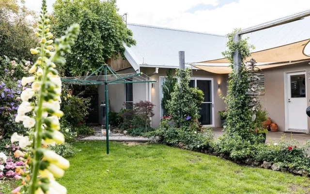 Yallambee by Your Innkeeper Mudgee