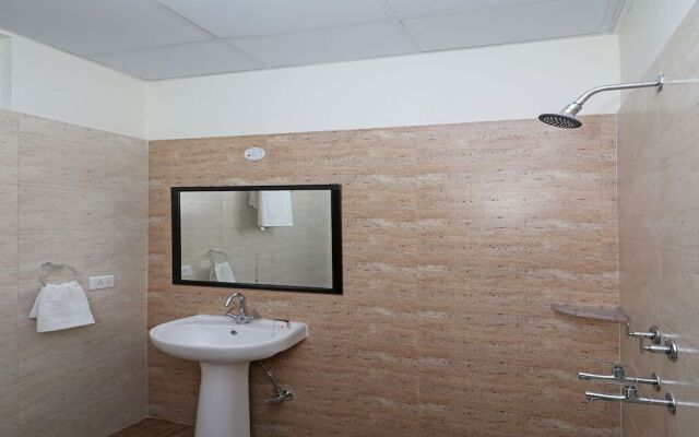 OYO 12472 Hotel Olive