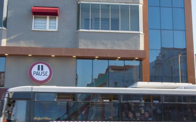 Pause Hotel