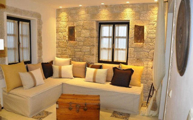 Polismata - Private Residences