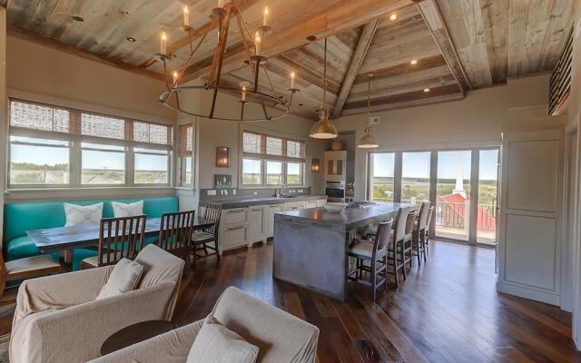 305 Carolina Boulevard