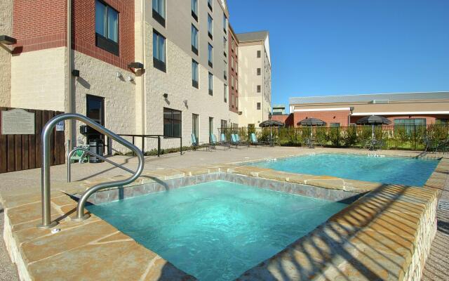 Hilton Garden Inn Dallas/Duncanville