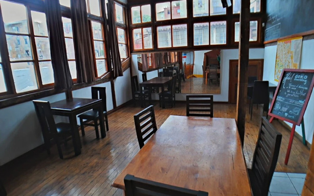 Maki Hostel Valparaiso