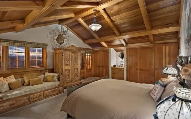 Senner Chalet At Ski Time