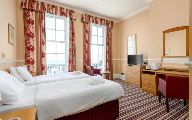 Russell Hotel