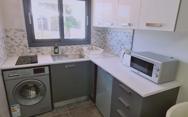 Nissi Twins Apartments by STAY BnB