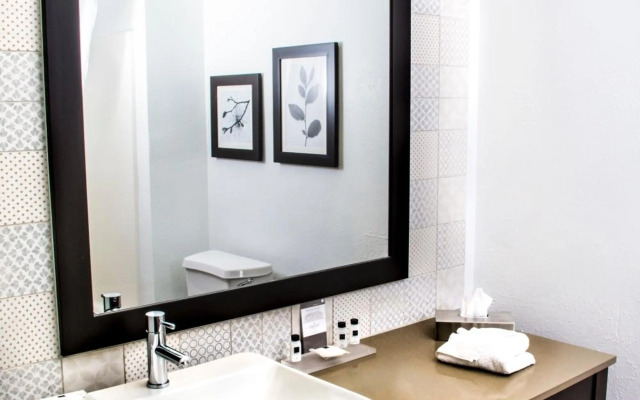 Country Inn & Suites by Radisson, Winchester, VA