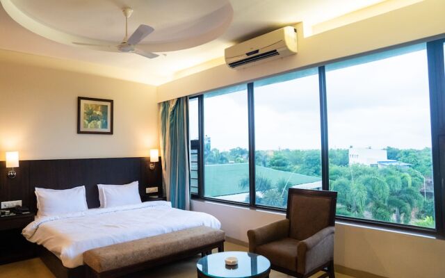 Greenleaf The Resort & Spa, Ganpatipule