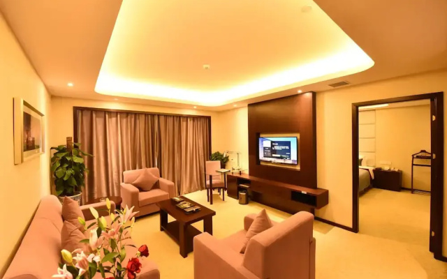 Savile K-Knight Luan Hotel