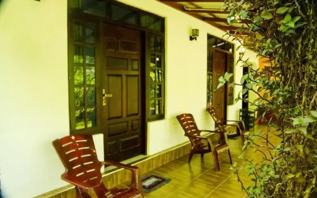 Senura Homestay