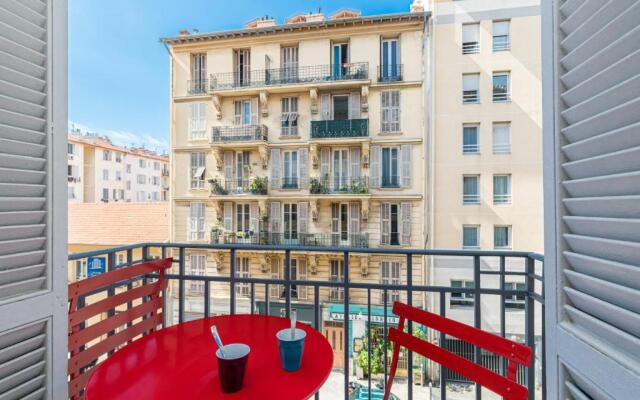 BH - CHARMANT 3 PIECES - Place Garibaldi 4 Personne