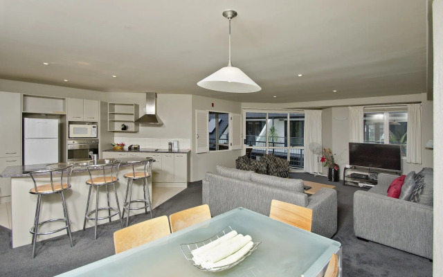 The Pavilions Beachfront Apartments