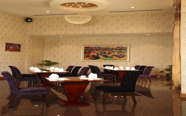 Horizon Lake View Resort Hotel