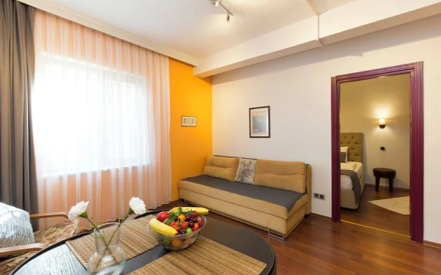 Malliott Sadri Alishik Apartment Istiklal