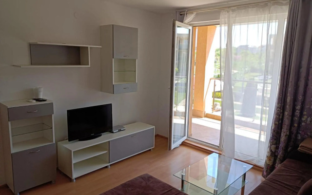 Sozopoli Hills, app B7