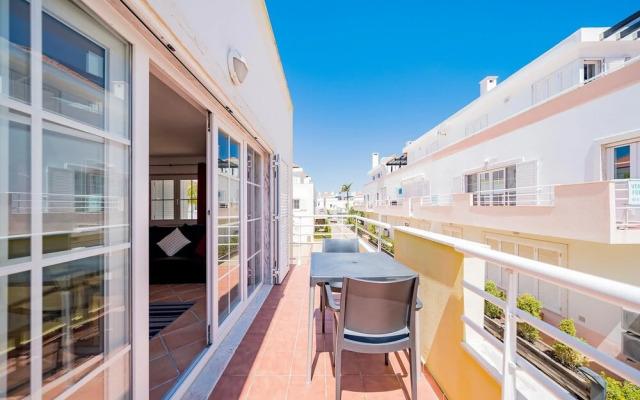 Traditional Seaside Tavira Apartment Ideal Homes