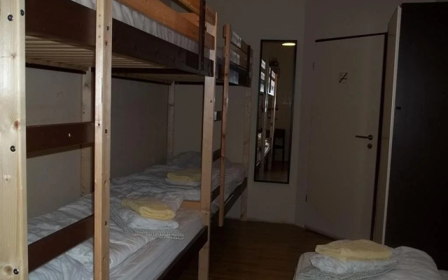 Hostel No5 Haus 'CITY'