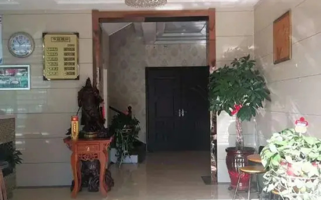Qixian Lafeng Theme Hotel