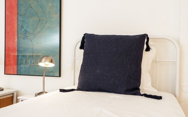 Sintra Surf Family Villa