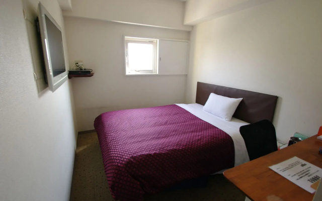 Step Inn Shin-Osaka Higashiguchi