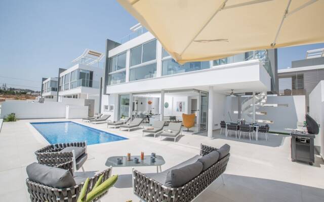 Protaras Holiday Villa Bp13