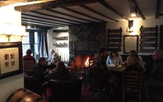 The Crown Country Inn