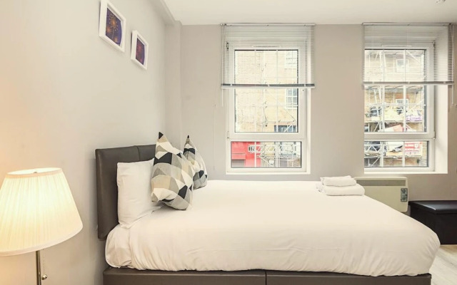 Toynbee Street Ro 2 · Cozy Room Near Whitechapel Gallery
