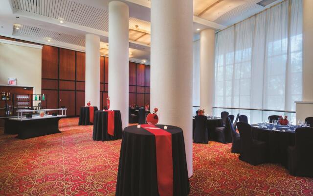 Hilton Dallas Lincoln Centre by the Galleria