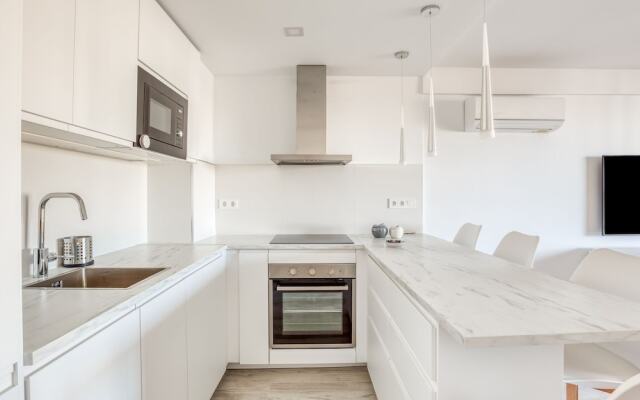 Modern Apartment in Torremolinos With Swimming Pool