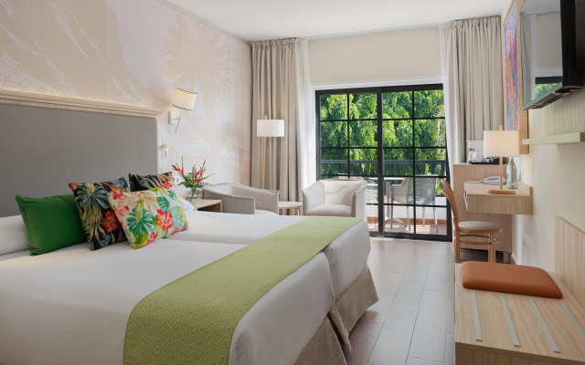 Hotel Jardín Tecina