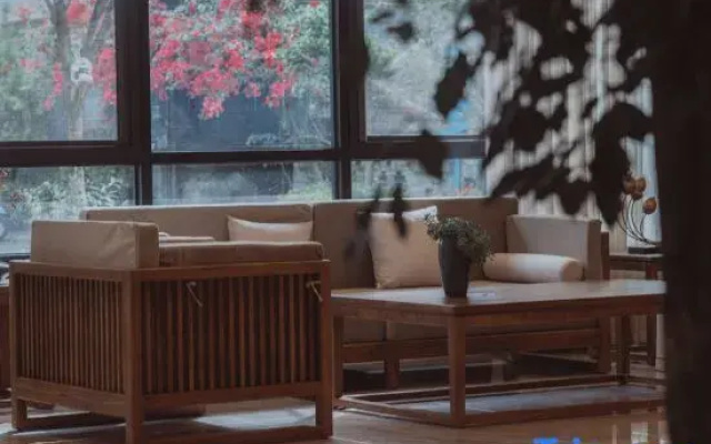 Xingnan Homestay (Jiezi Ancient Town)