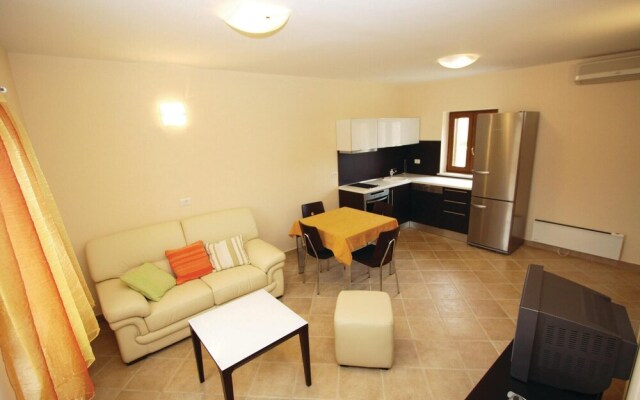 Amazing Home in Pula With 2 Bedrooms