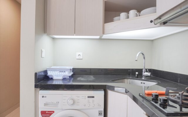 Cozy Living 2Br At The Mansion Kemayoran Apartment