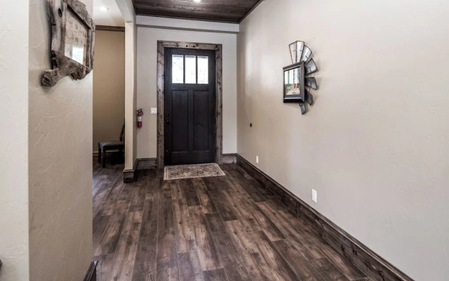 Grindstone Lake Lodge